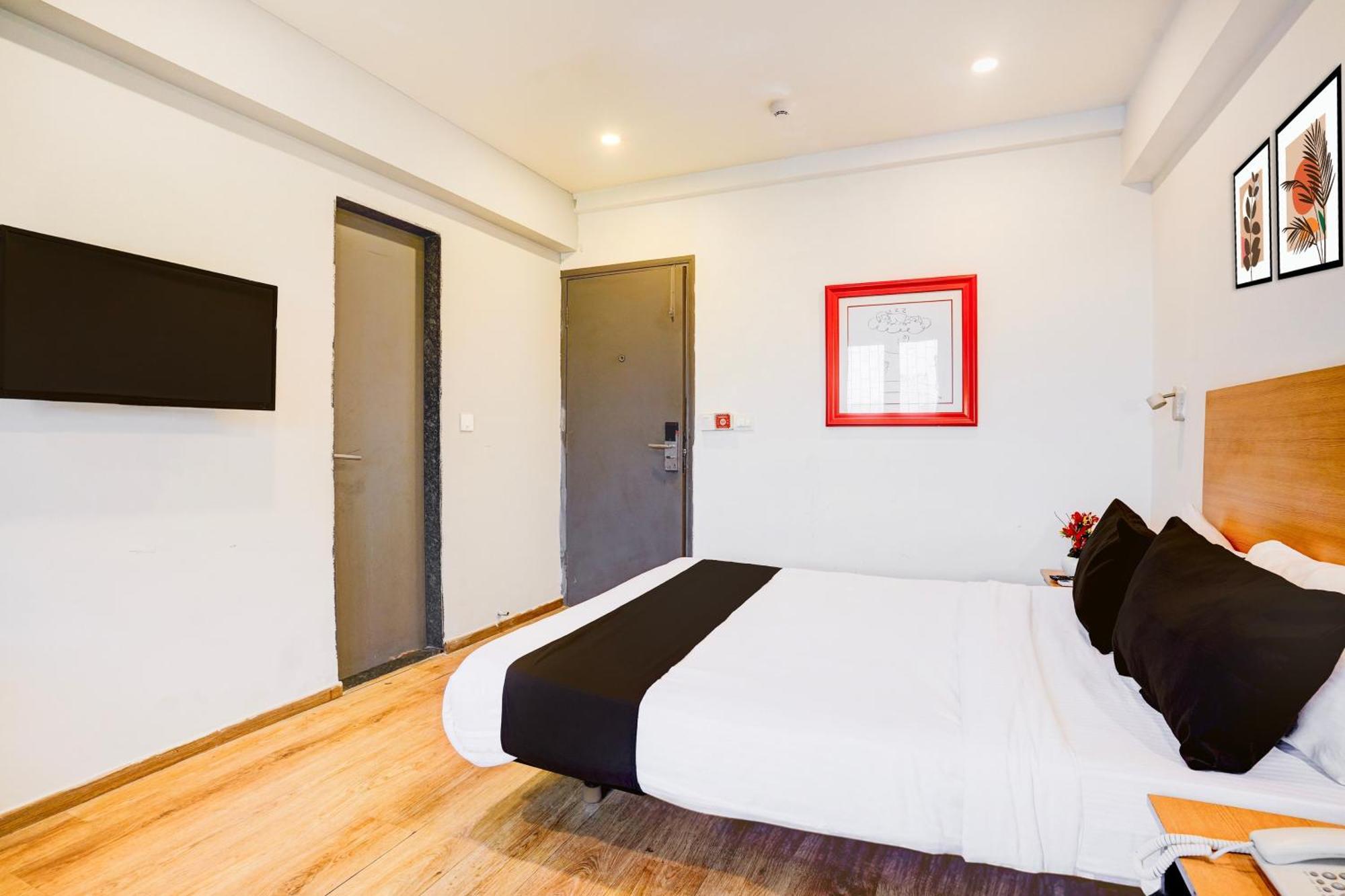 Hotel Super Townhouse Khar The Unicontinental à Bombay Extérieur photo