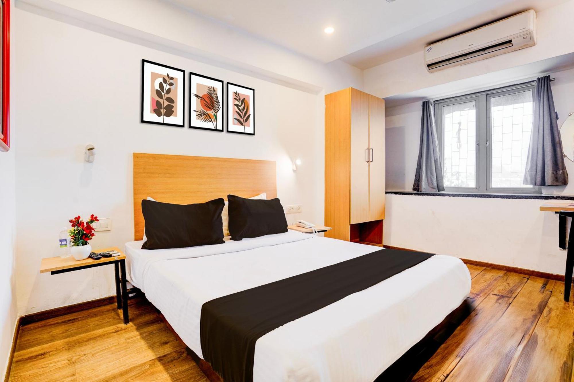 Hotel Super Townhouse Khar The Unicontinental à Bombay Extérieur photo
